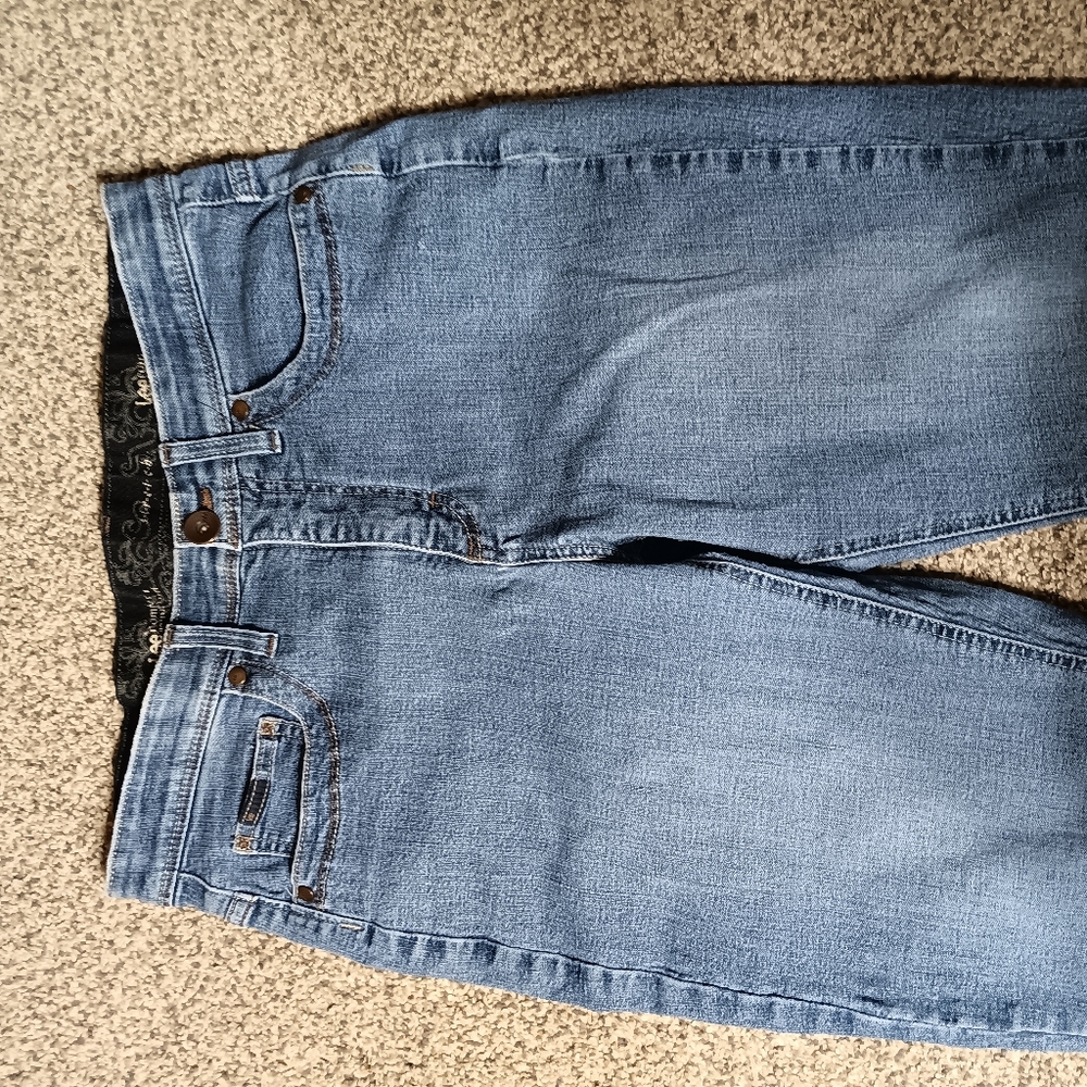 Size 10 petite - Picture 6 of 7
